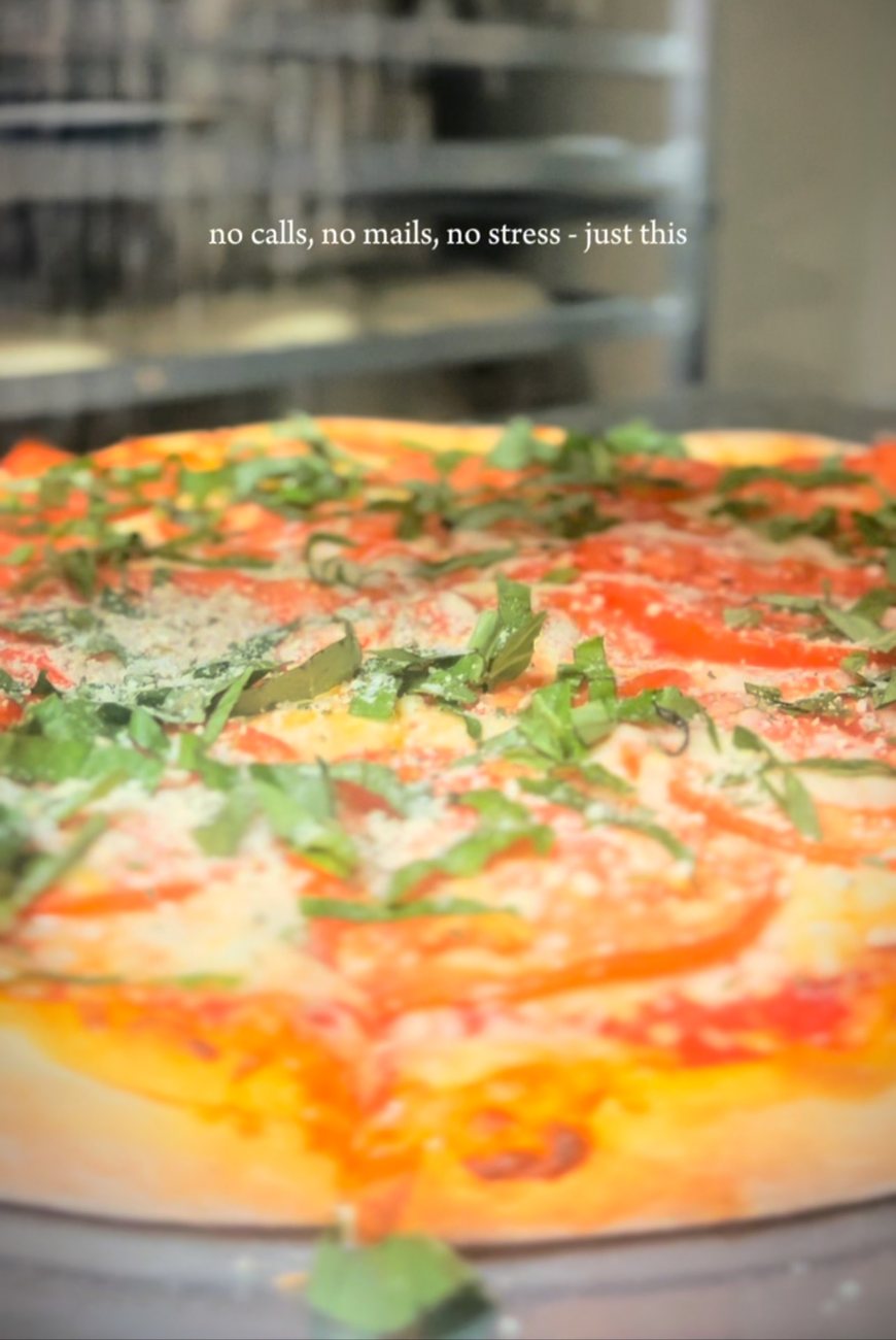 Veggie pizza fresh from the oven